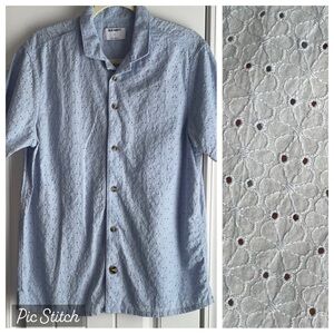 Men’s Old Navy Short Sleeve Button Up